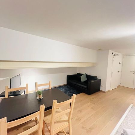 Oneluxstay Near Fashion District Antwerpen Eksteriør billede