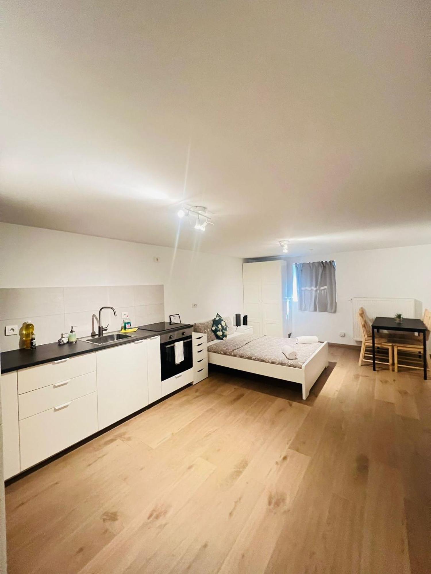 Oneluxstay Near Fashion District Antwerpen Eksteriør billede